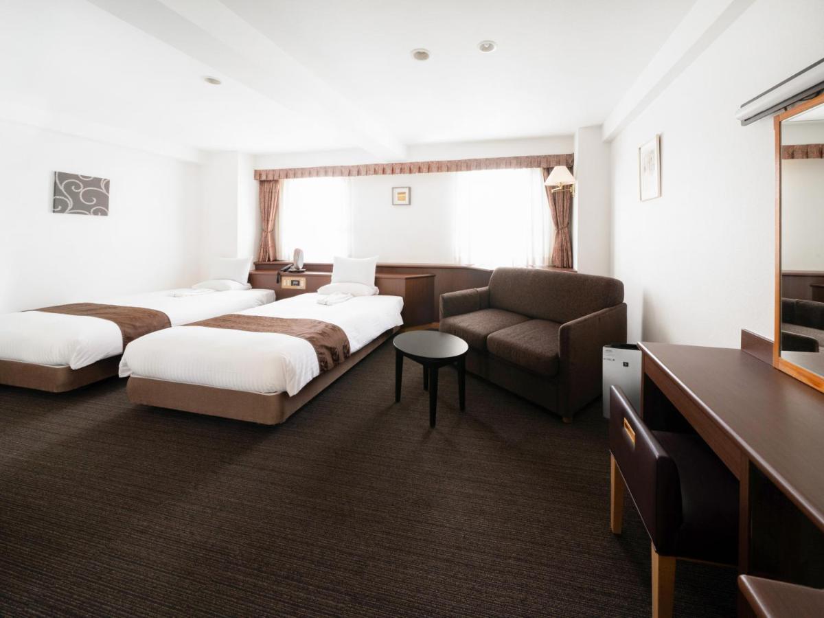 Toyo Hotel Fukuoka  Exterior photo