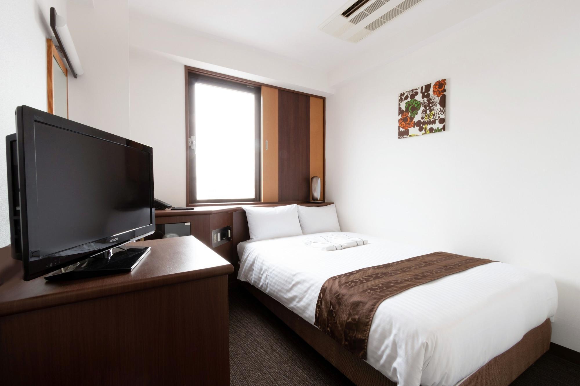 Toyo Hotel Fukuoka  Exterior photo
