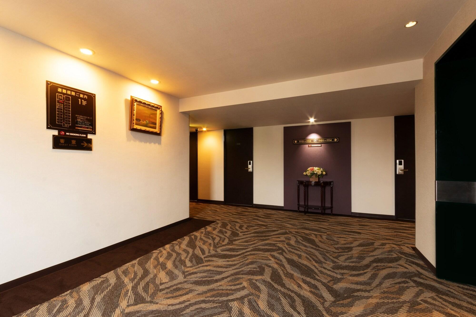 Toyo Hotel Fukuoka  Exterior photo