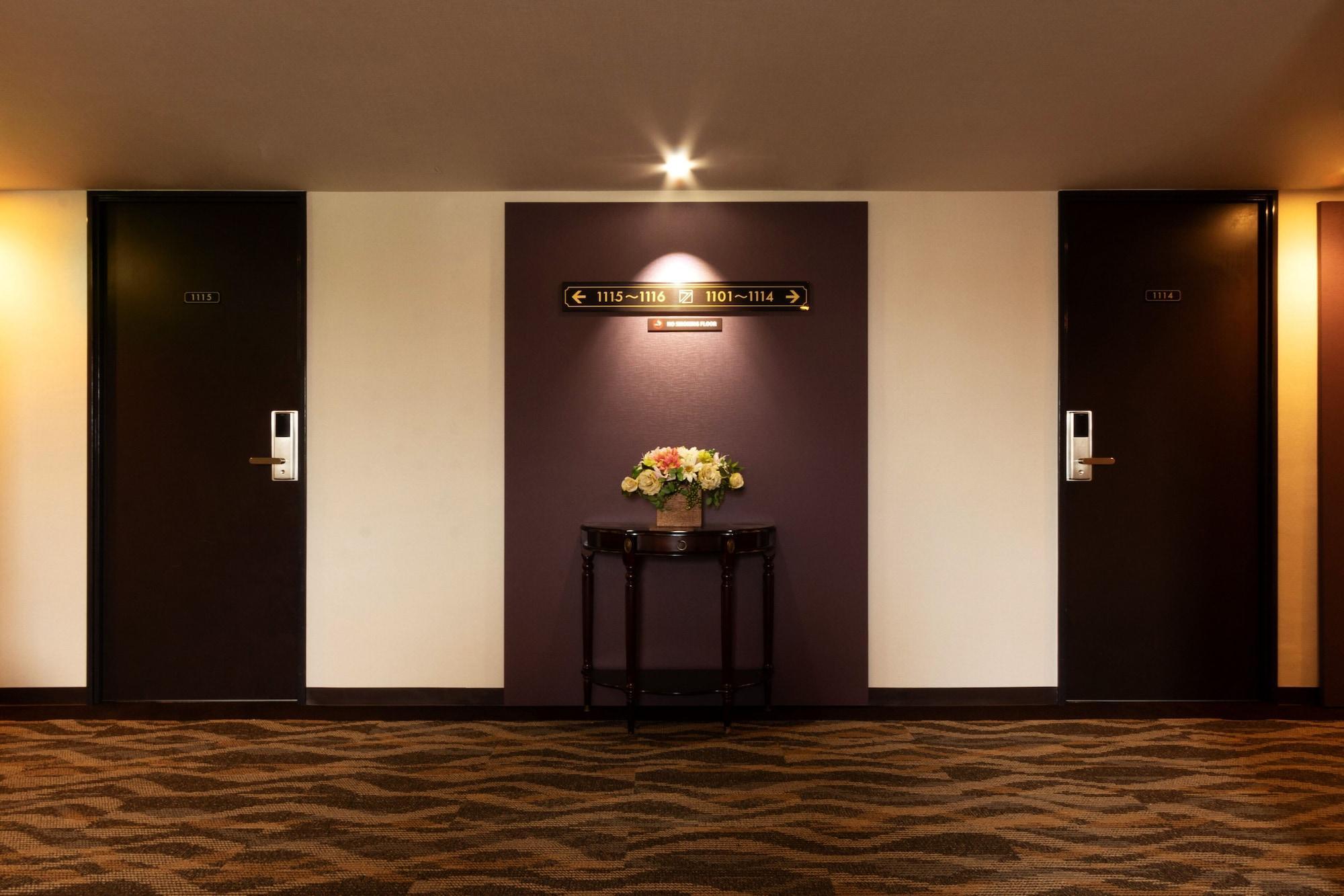 Toyo Hotel Fukuoka  Exterior photo